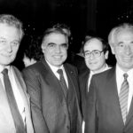 32 – Israele anni 80 Giulio Seniga con  Shimon Peres